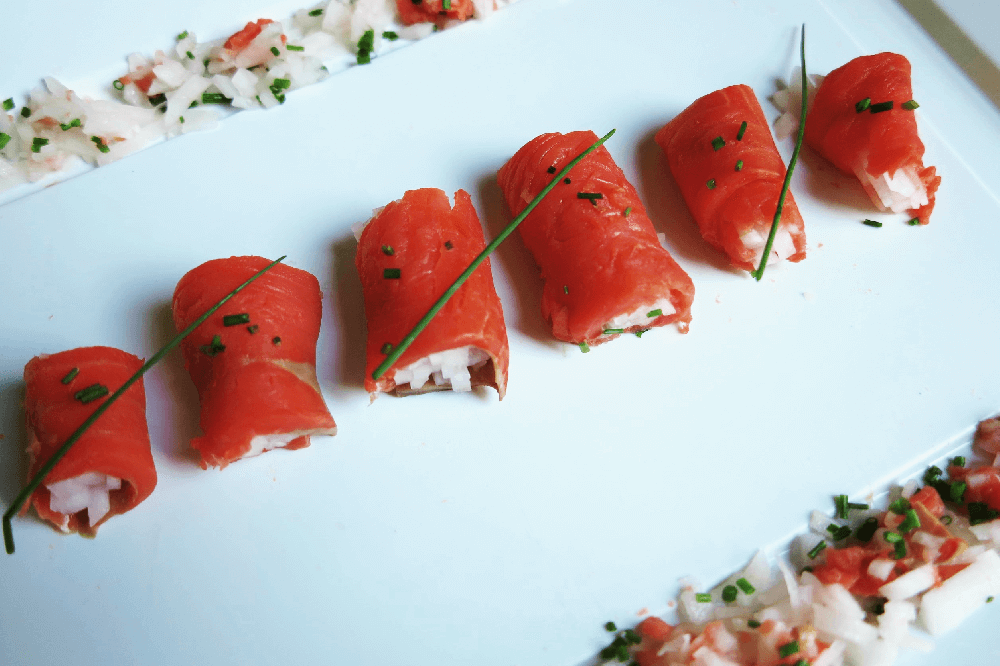 involtini di salmone e daikon