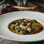minestra di cavolo nero, orzo e acciughe カーボロネロ,とアンチョビとオルゾのミネストラ