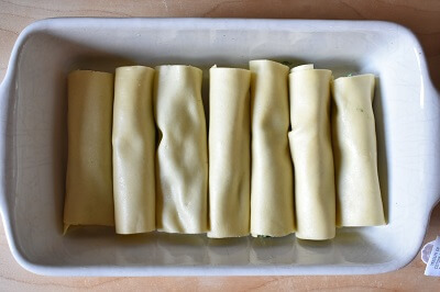 ほうれん草とリコッタのカンネローニ（カネロニ）cannelloni con ricotta e spinaci