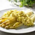 asparagi bianchi alla veneta ホワイトアスパラガスのヴェネト風の作り方