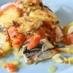 イワシとトマトのヴェルナッツァ風オーブン焼き　sardine, patate e pomodoro al forno, tegame di vernazza