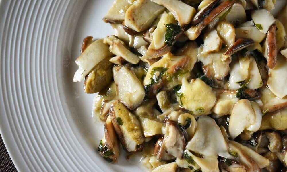 porcini saltati in padella / ポルチーニのソテー